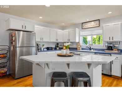 14145 SE Sieben Park Way, Clackamas, OR 97015 - photo 4