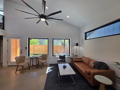 5303 Grover Ave unit 2, Austin, TX 78756 - photo 4