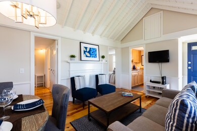 618ShoreRd1C-09-NTruro-w
