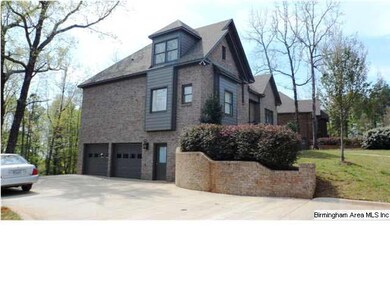LARGE DRIVEWAY wow no slope!!