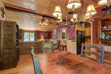 006-312601-06-210 Pine View Lane-5-19_77