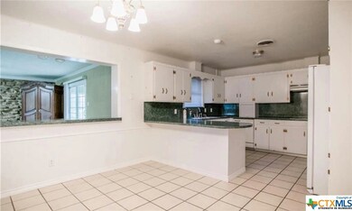 1403 Harris Hill Rd, San Marcos, TX 78666 - photo 5