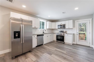 141 Nathan Rd SW, Atlanta, GA 30331 - photo 6