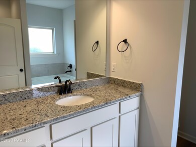 005 PRIMARY BATH