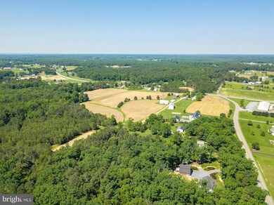 40610 Bishop Rd, Mechanicsville, MD 20659 - photo 5