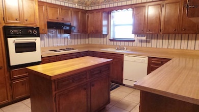 1602 Bert Dr, Wichita Falls, TX 76302 - photo 4