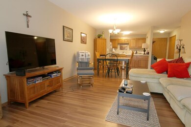 living room to dining and kitchen
