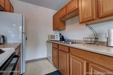 5306 E 24th Ave unit 2, Anchorage, AK 99508 - photo 5