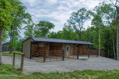 4 stall barn