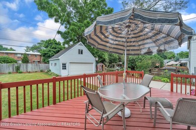 1216 N. FOSTER Backyard Deck and Gar