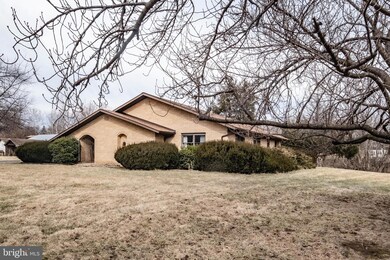 273 Henshaw Rd, Bunker Hill, WV 25413 - photo 5