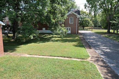 100 Murphree Ave, Centerville, TN 37033 - photo 7