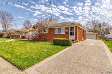 13194 Burgundy Ave, Warren, MI 48089 - photo 2