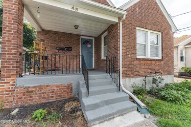 45 Holmes Ct, Albany, NY 12209 - photo 5