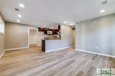 1919 E 51st St, Savannah, GA 31404 - photo 4