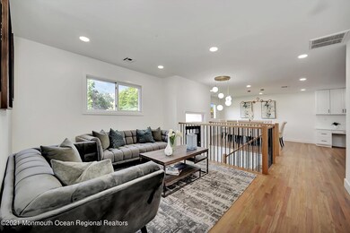05-Living & Dining Room