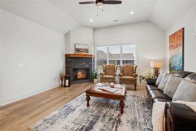 3303 SW Sandalwood Ave, Bentonville, AR 72713 - photo 4