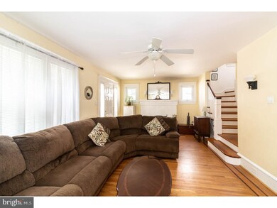 422 Harding St, Woodbury, NJ 08096 - photo 5