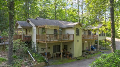 Have your coffee on the deck and listen to the bir