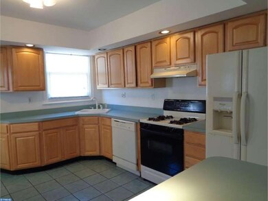 3561 Shelmire Ave, Philadelphia, PA 19136 - photo 7