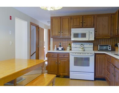 6 Hazeltine Rd, Upton, MA 01568 - photo 2