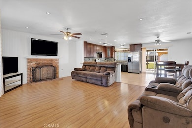 14625 Coalinga Rd, Victorville, CA 92392 - photo 7