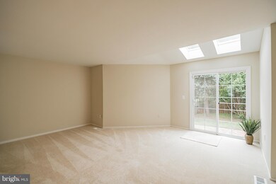 3719 Gelderland Ct, Olney, MD 20832 - photo 4
