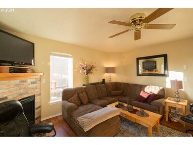 35870 Nestucca Manor Dr, Cloverdale, OR 97112 - photo 7