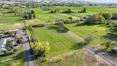 2 S Missimer Rd, Prosser, WA 99350 - photo 5