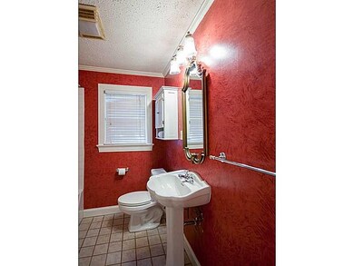 Bathroom 1.