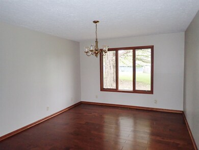 1121 E 33rd St, Marion, IN 46953 - photo 7