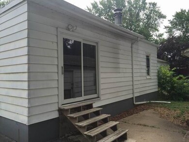 2314 48th St, Des Moines, IA 50310 - photo 2