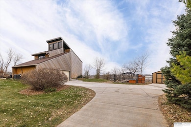 1987 Kellie Dr, Blair, NE 68008 - photo 2