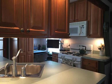 107 2nd St, Keyport, NJ 07735 - photo 6