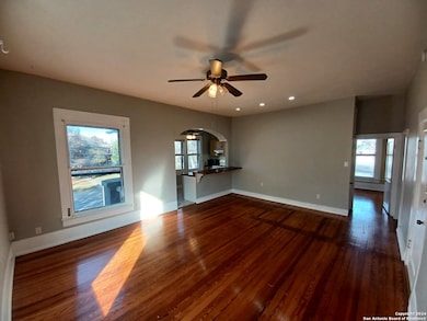 124 W Mistletoe Ave unit 3, San Antonio, TX 78212 - photo 3