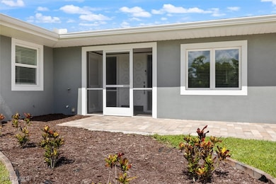 Welcome to your Port Charlotte home on the canal w