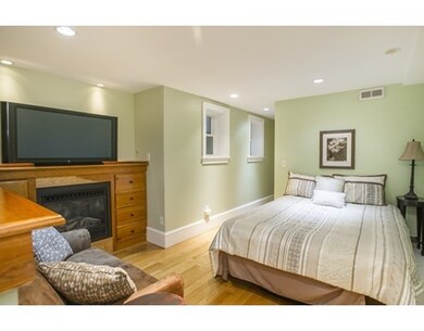 150 Salem St unit 1, Boston, MA 02113 - photo 5