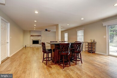 6158 Osage Ct, Sykesville, MD 21784 - photo 7