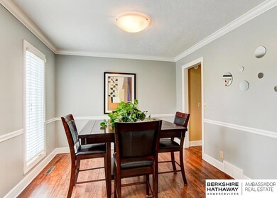 16927 Holmes Cir, Omaha, NE 68135 - photo 5