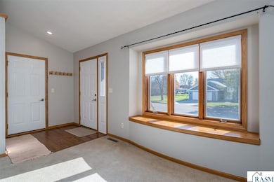 503 W Nathan St, Lake Crystal, MN 56055 - photo 3