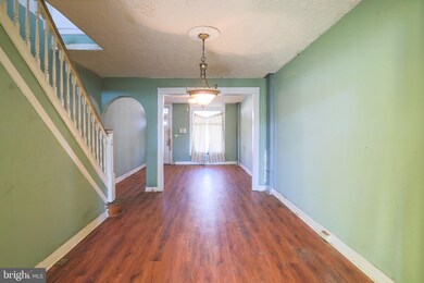 723 Mckewin Ave, Baltimore, MD 21218 - photo 5