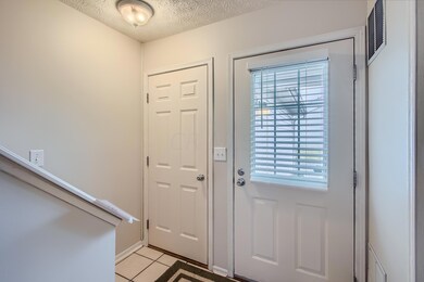 6776 Hamler Dr unit 25D, Canal Winchester, OH 43110 - photo 4