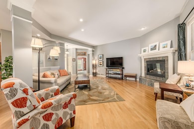 11 Ft Ceilings & Recessed Lighting