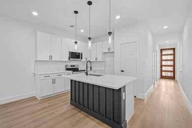 6110 Carlton Garrett St, Dallas, TX 75215 - photo 6