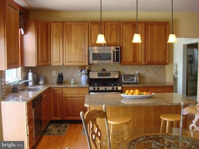 2702 Overlook Ct, Manchester, MD 21102 - photo 4