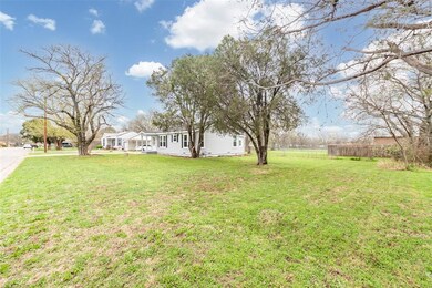 808 Easley St, Fort Worth, TX 76108 - photo 3