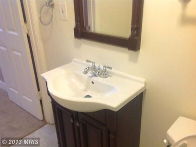 544 Lucia Ave, Baltimore, MD 21229 - photo 7