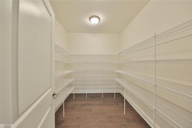 5090 Majestic Dr, Coopersburg, PA 18036 - photo 5