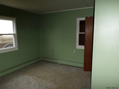 21 Vics Ct, Albany, NY 12205 - photo 6