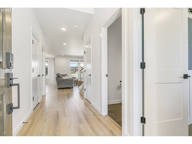 3838 SE 7th Ave, Battle Ground, WA 98604 - photo 2